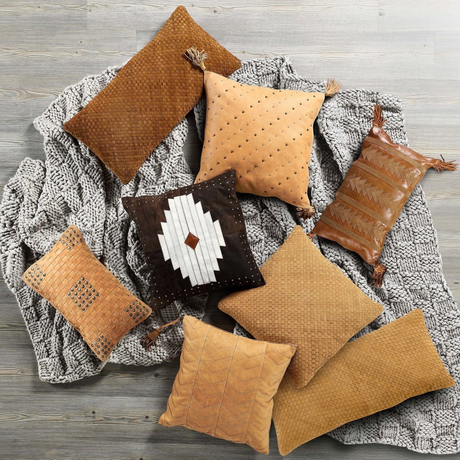 Living Room Accents